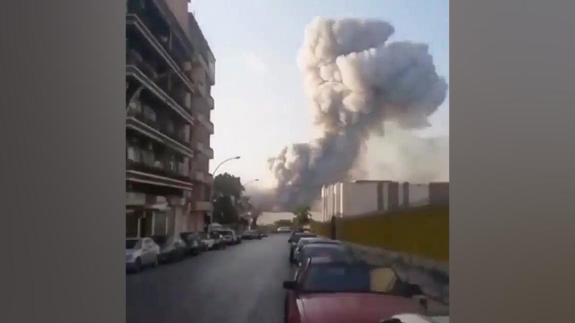 حمله موشکی به بیروت