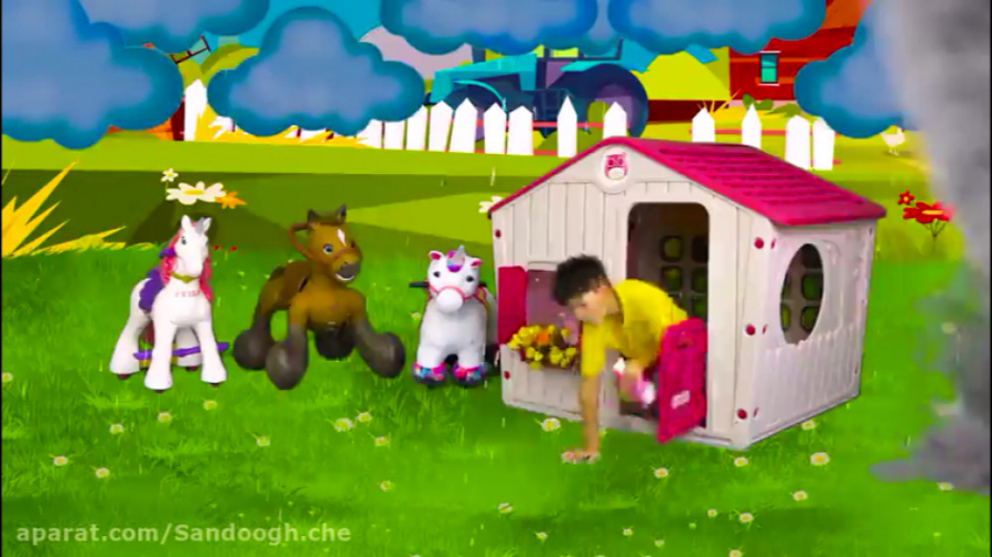 لباس ساشا مانند ابرقهرمان است...