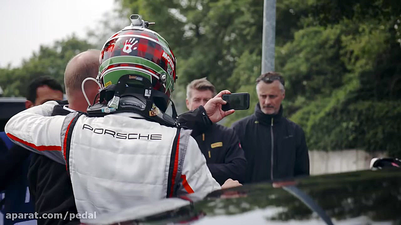 رکوردشکنی پورشه پانامرا در نور...