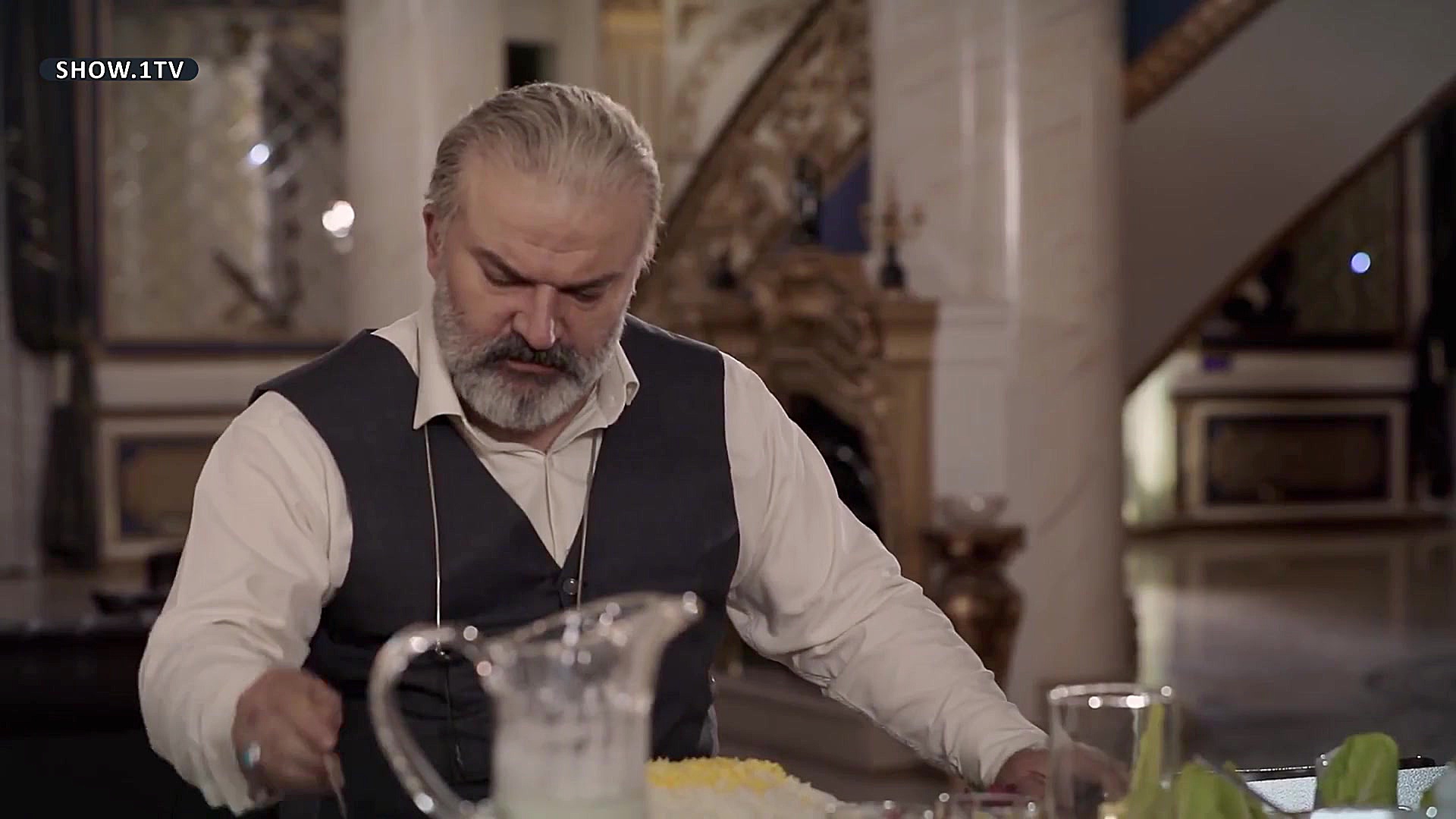 طعمه ای دیگر در راه است  سریال...