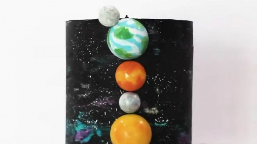 تزیین کیک با گوی شکلاتی رنگی...