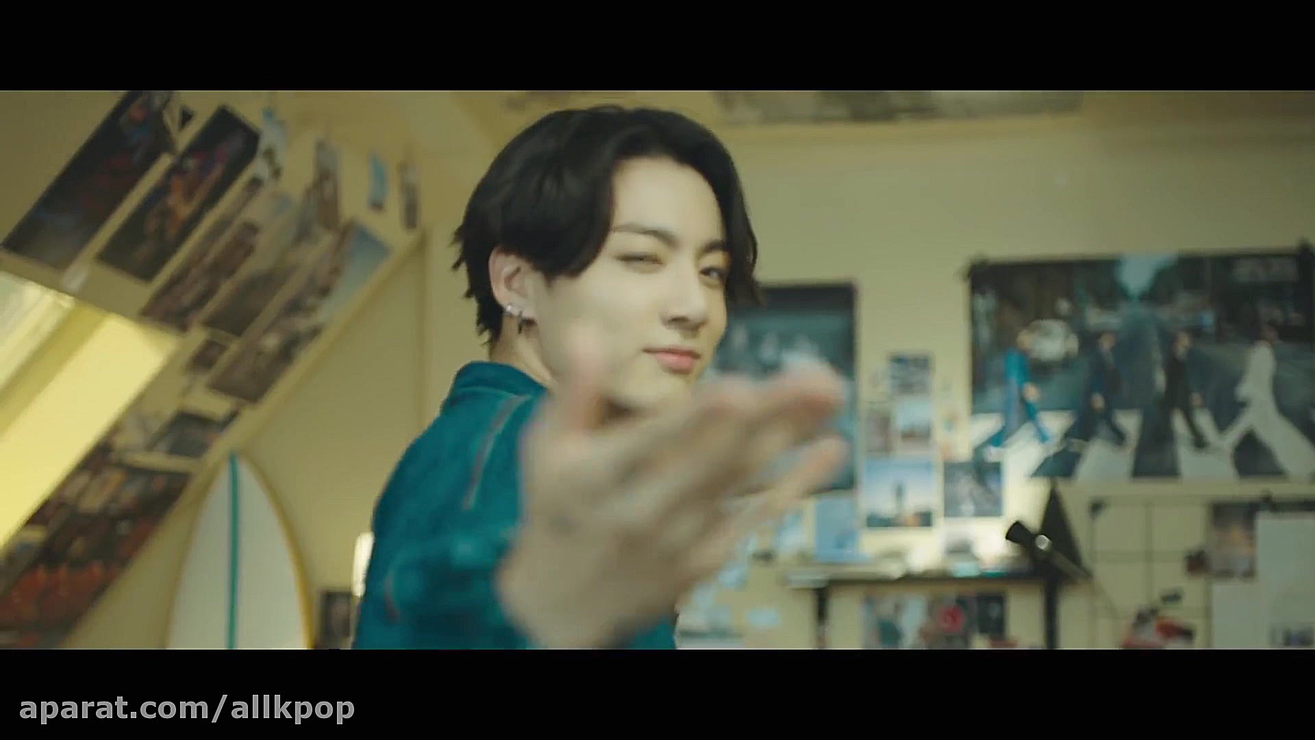 تیزر رسمی آهنگ dynamite از گرو...