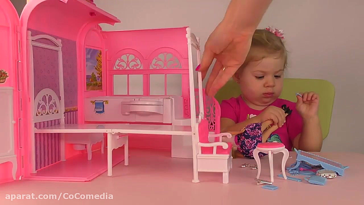 دیانا و روما :: باز کردن اسباب...