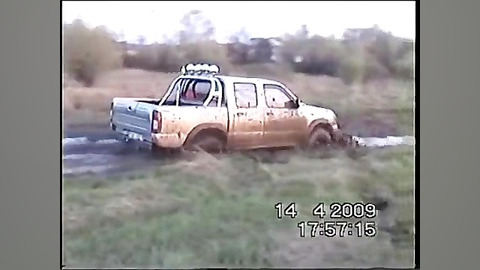 آفرود پیکاپ و جیپ چروکی