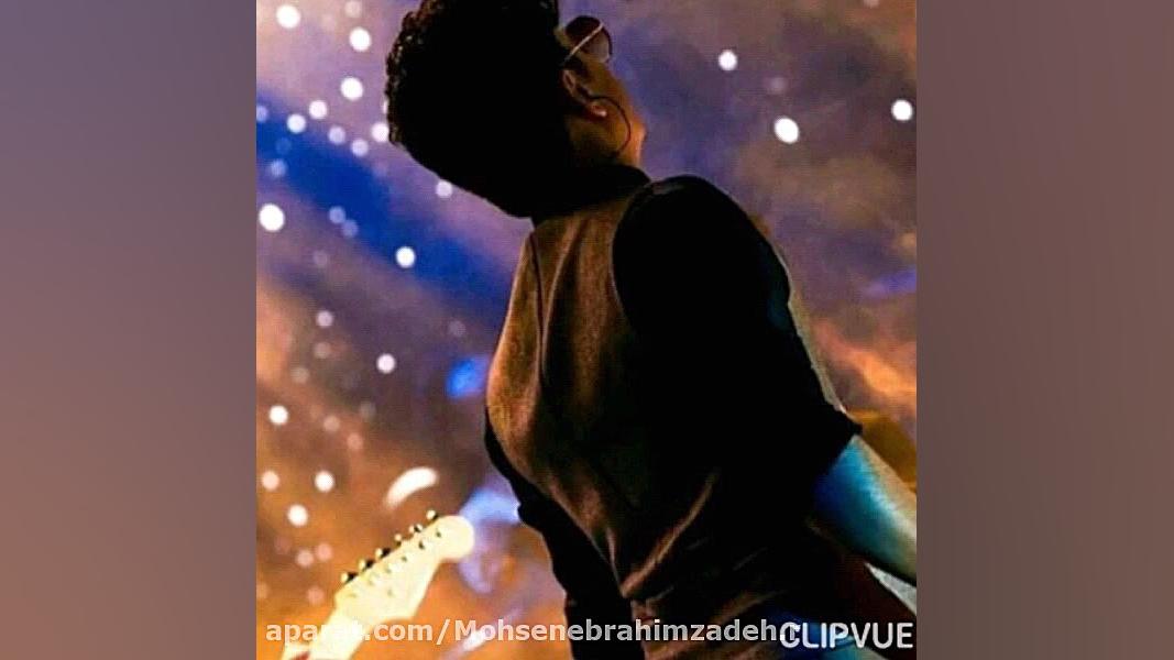 اهنگ هشت بعدی با هدفون یا هندز...