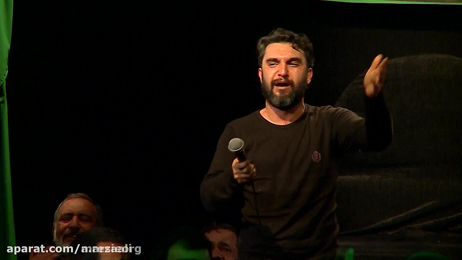 مداحی بسیار زیبای محمود کریمی...