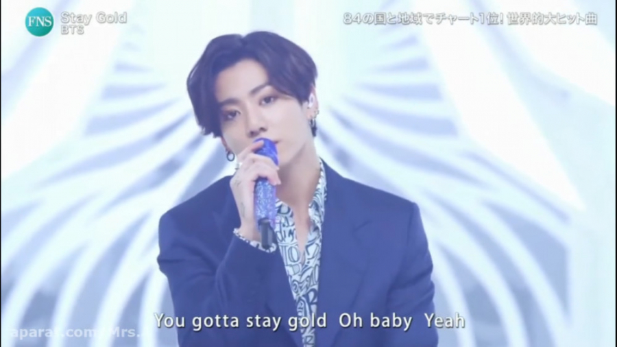 اجرای آهنگ Stay Gold از بی‌تی‌...