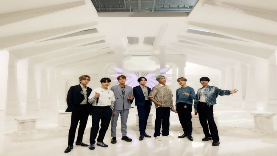 اجرای جدید BTS با آهنگ Stay Go...