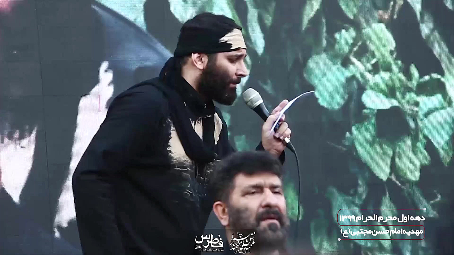 با همین پیرهن مشکی رو سفید عال...