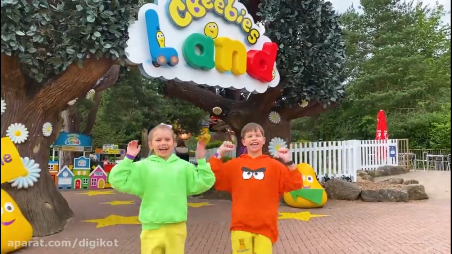 مکس و کتی در شهر بازی  ماجراها...