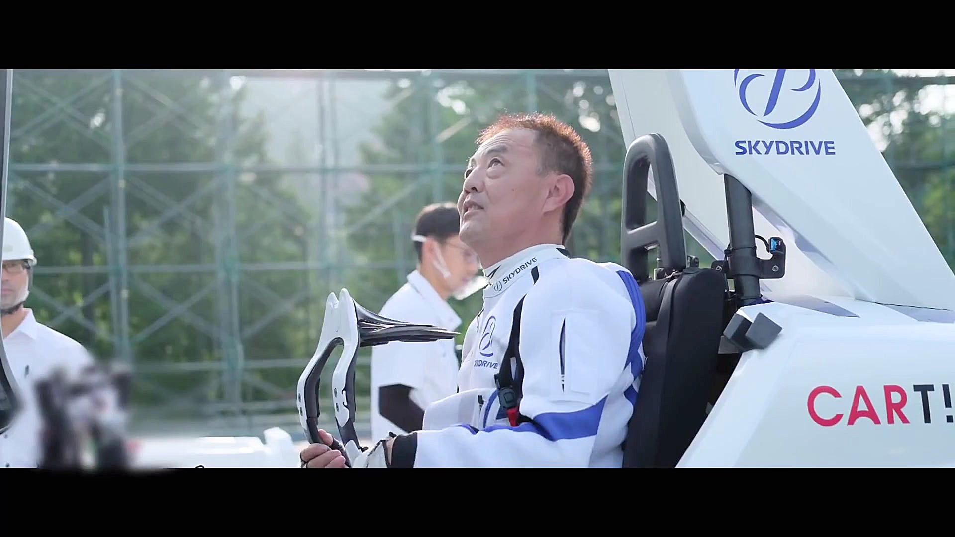 اولین آزمایش خودروی پرنده تویو...