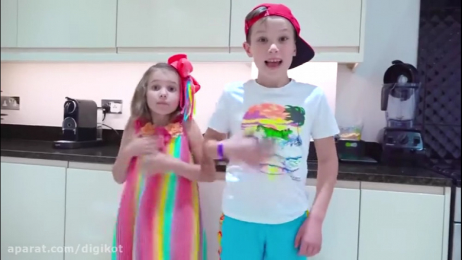 مکس و کتی  ماسک صورت و بازی جد...