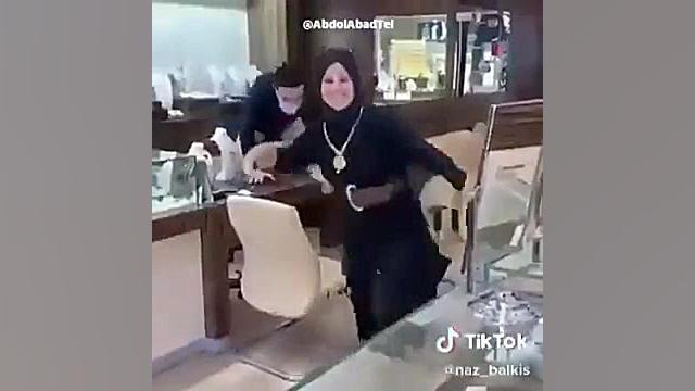 بدبخت فروشنده فکر کرد میخواد ب...