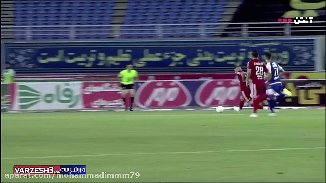 گل دوم تراکتور به استقلال توسط...