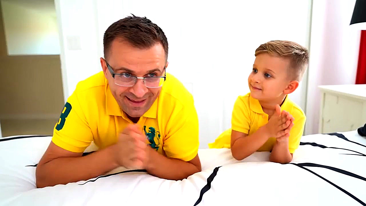 دیانا و اسباب بازی ها  خواب پر...