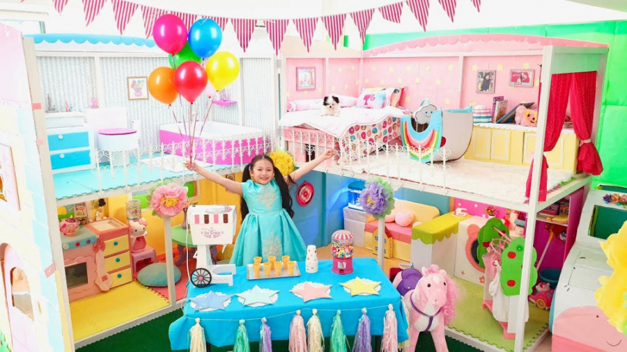 خانه عروسکی در ابعاد بزرگ و وا...