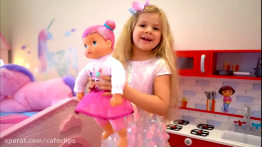 دیانا و روما  دیانا و عروسک ها...