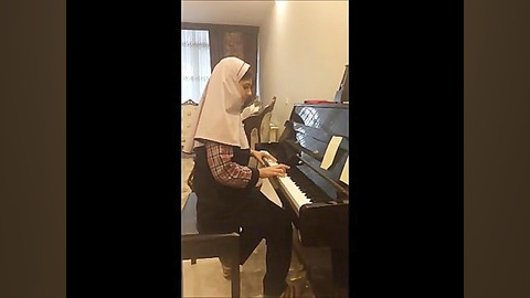 پیانیست جوان آیه امرجی Wedding...