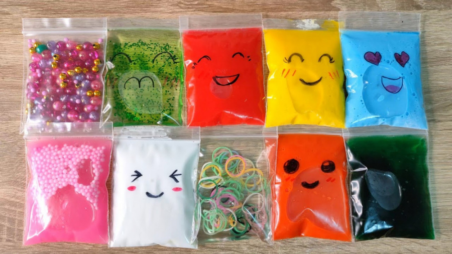 اسلایم  مخلوط مواد رنگی و افزو...