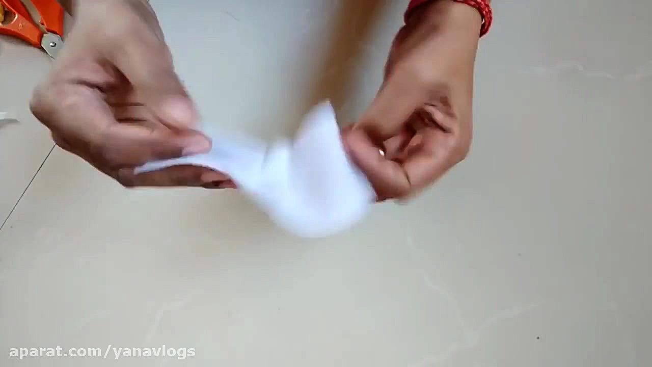 آموزش لباس عروس برای باربی