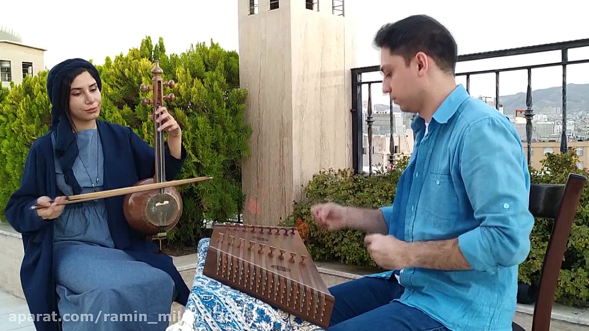 زندگی جاریست