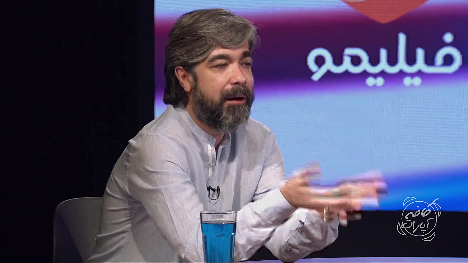 حامد عنقا : حامد ها روی راضیه...