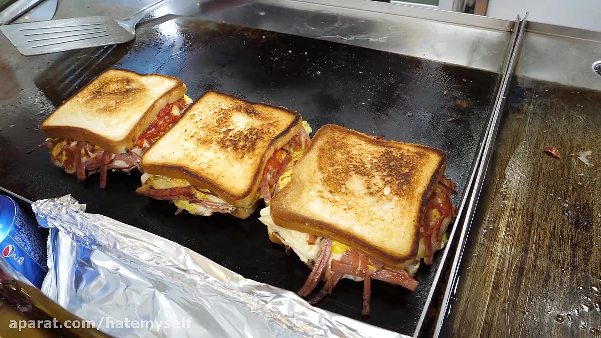 اسنک کالباس با تخم مرغ و پنیر...