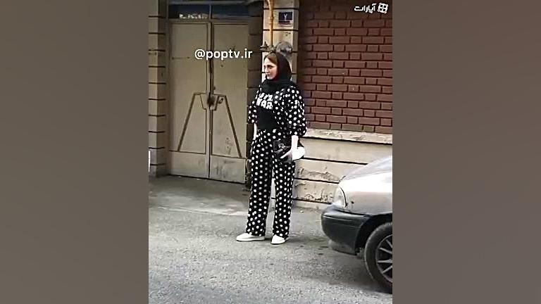 ژست بهنوش طباطبایی با لباسی عج...