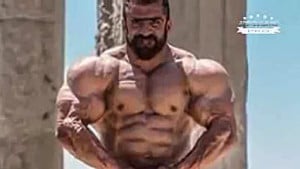 هادی چوپان بهترین بدنساز ایران...