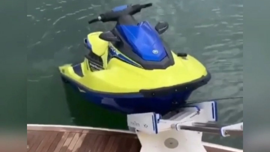 جت اسکی و جک اتومات برای آن