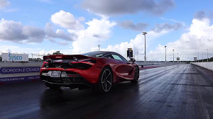 درگ هیجان انگیز مکلارن 720S و...