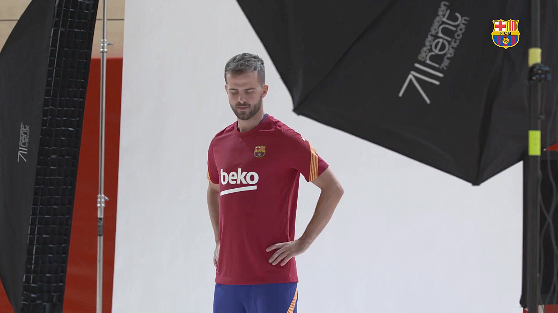 نور ! دوربین ! حرکت ! روز عکسب...