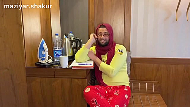 کاملیا نمیدونه ناهار چی درست ک...