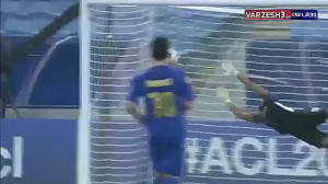 گل سوم استقلال به الاهلی عربست...