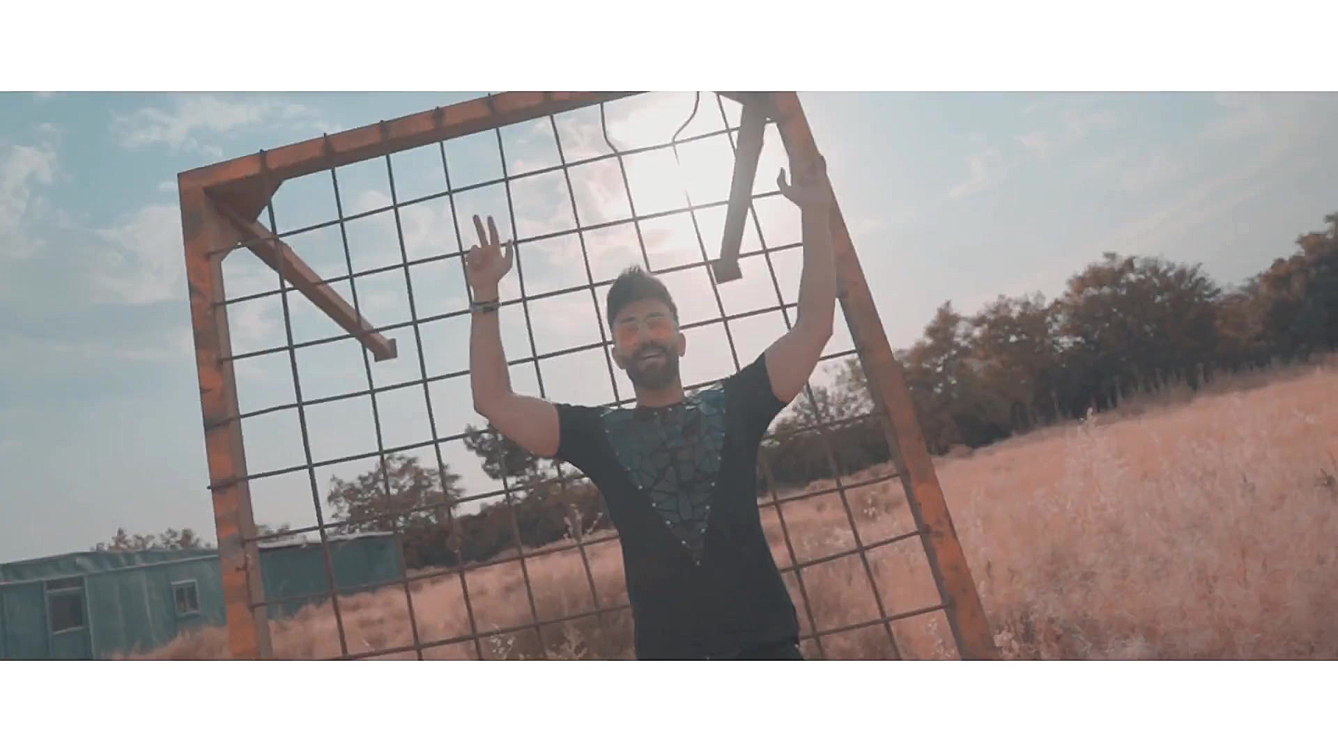 وصال امیری موزیک ویدیو آهنگ اب...