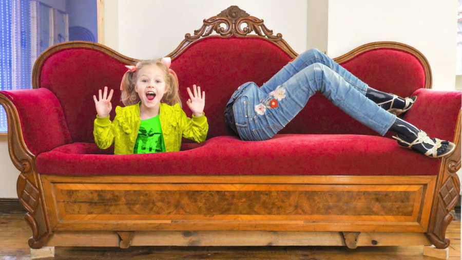 لیلی کوچولو در موزه :: تفریح و...