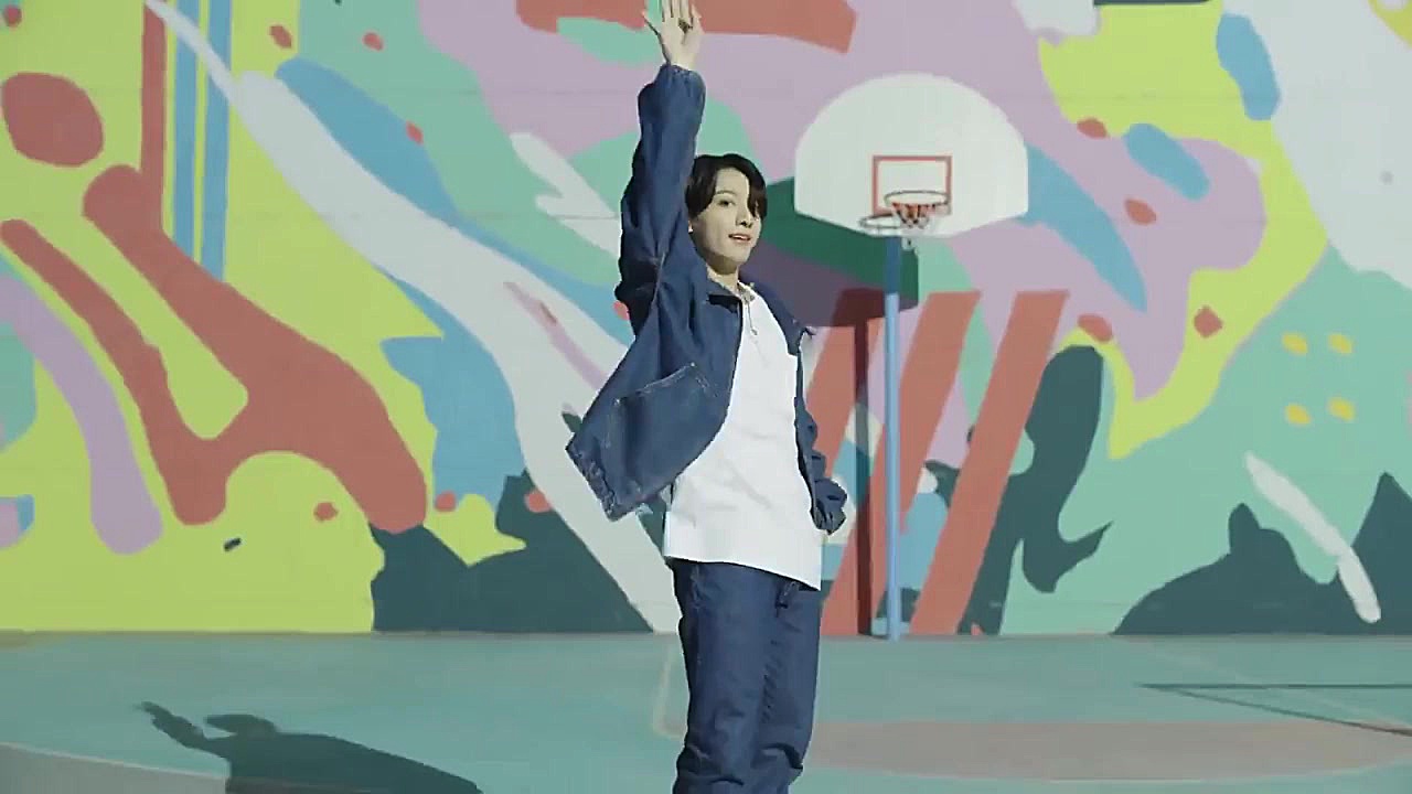 موزیک ویدئوی جدید (Dynamite&qu...