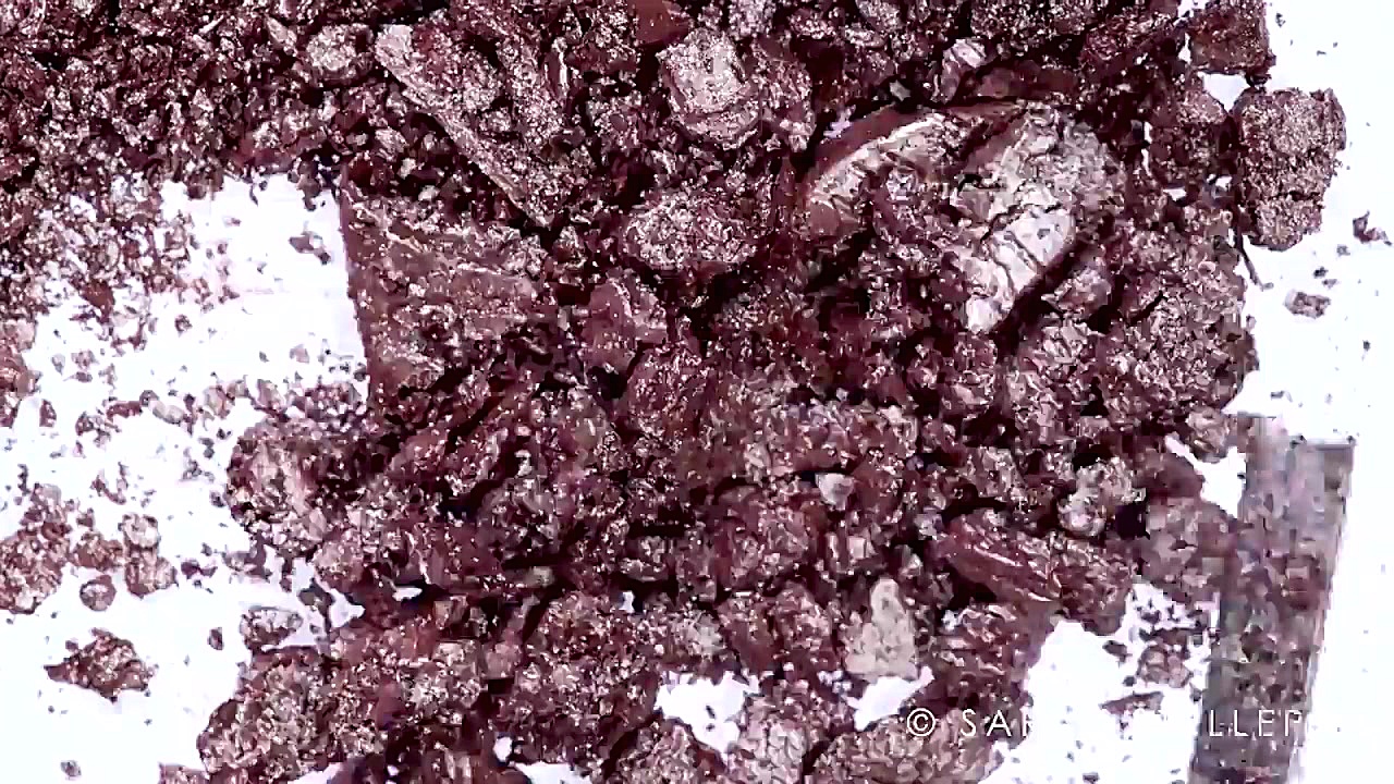 آموزش آرایش لب  میکاپ لب  رُژ...