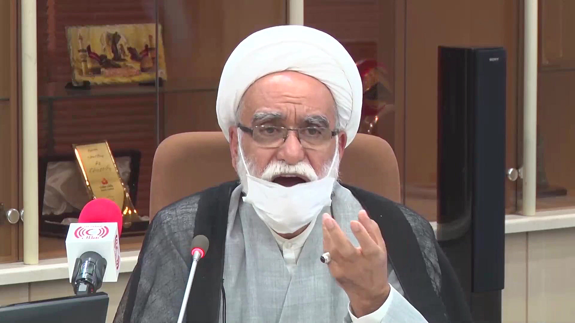 اولین جلسه پنجمین دوره شورای‌ع...