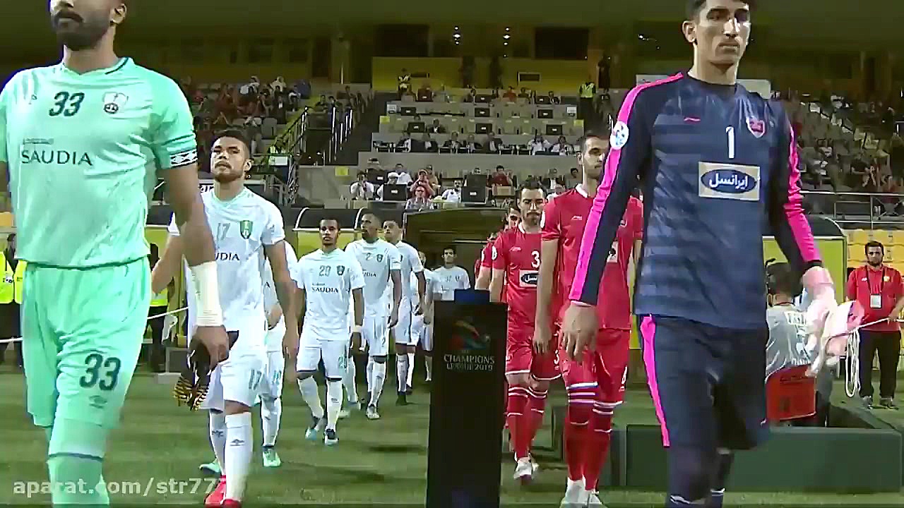 بازی پرسپولیس و الاهلی در لیگ...