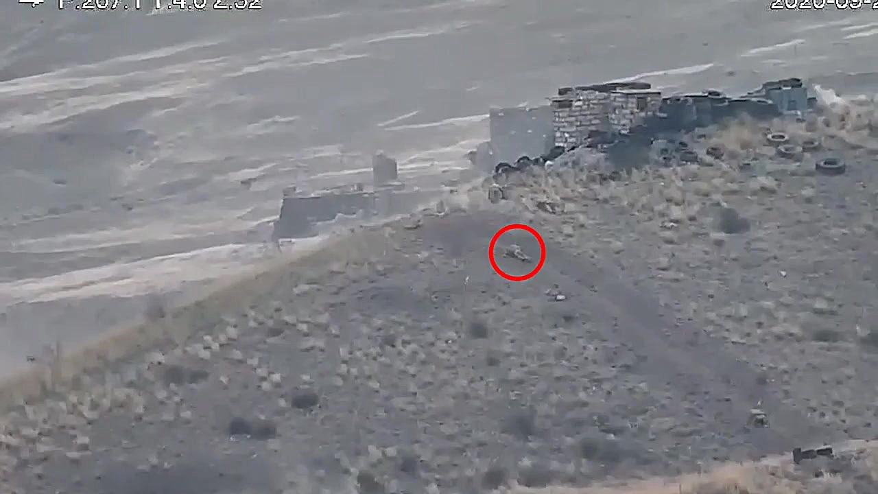 لحظه هدف قرار گرفتن نیروهای ار...