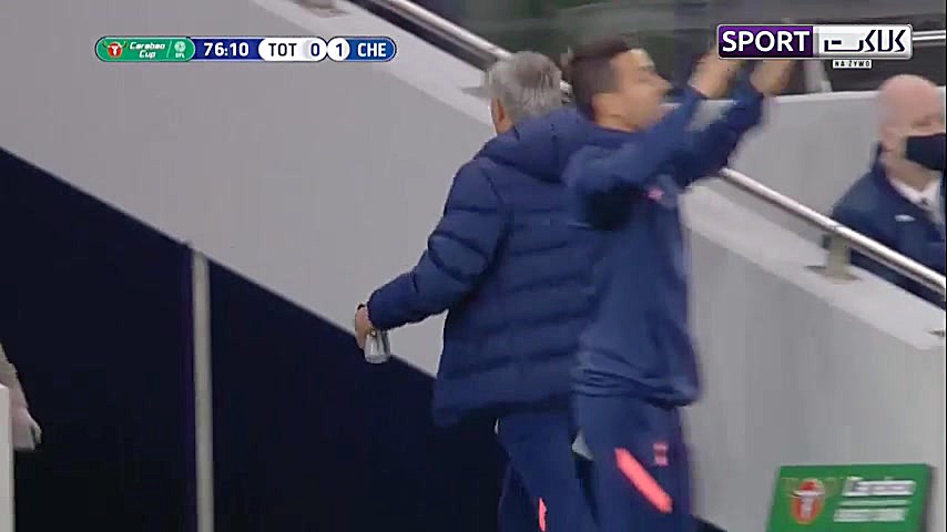 حرکت جالب مورینیو در بازی تاتن...