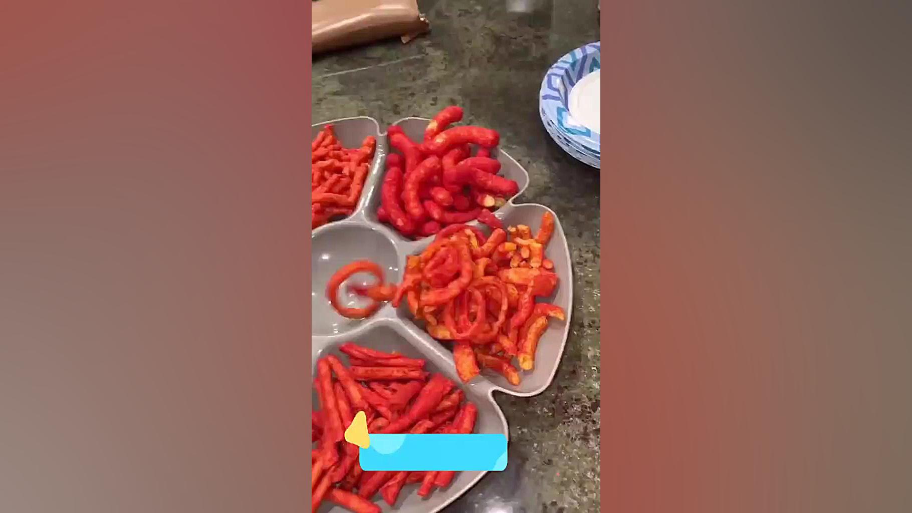 پکیج کامل از پفک و اسنک تقدیم...