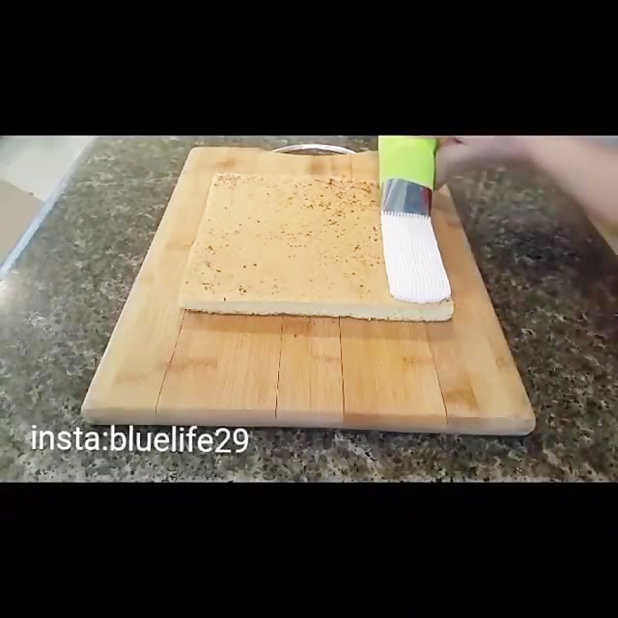 شیرینی تر برشی