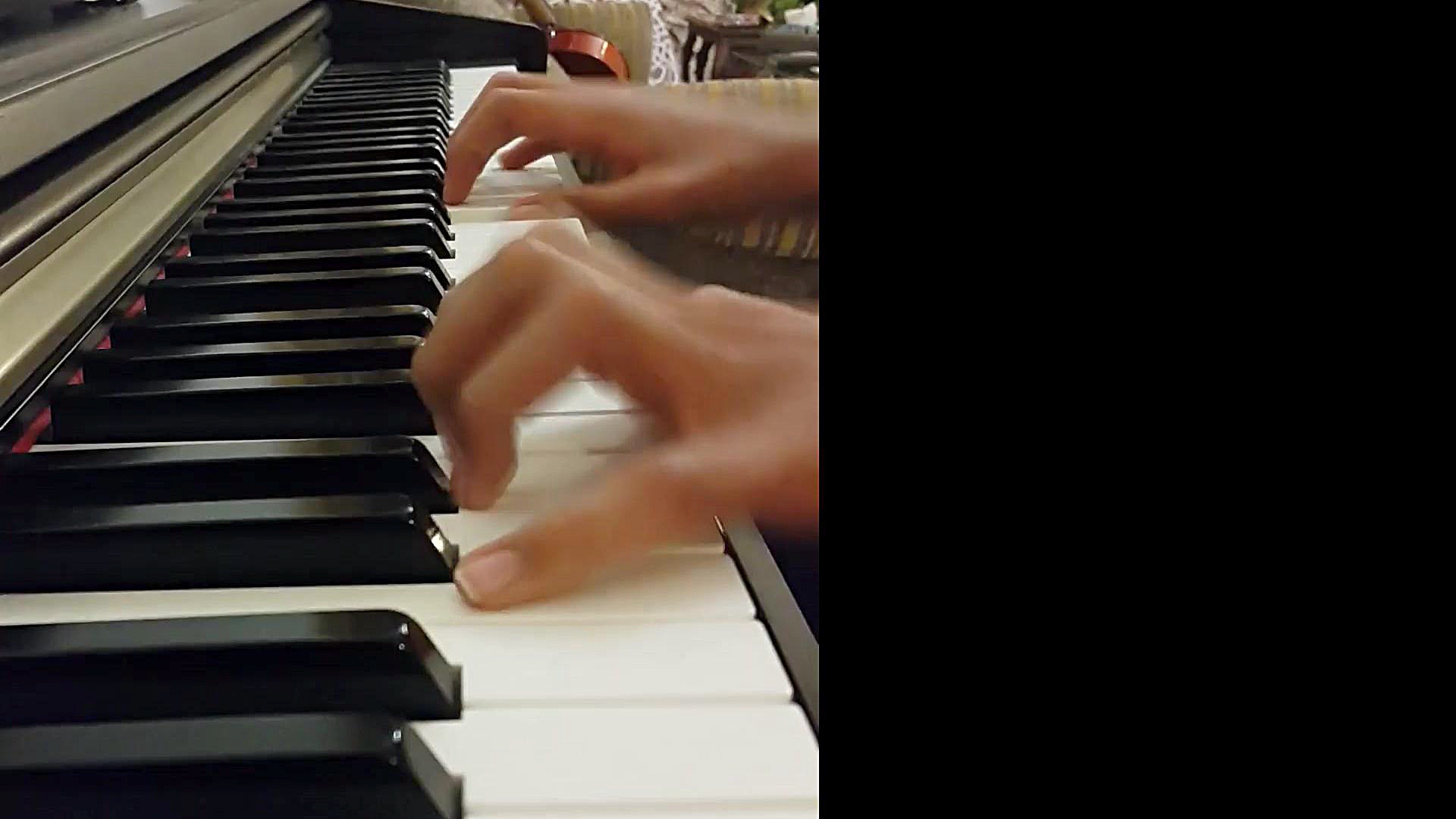 اهنگ فورالیزه با پیانو