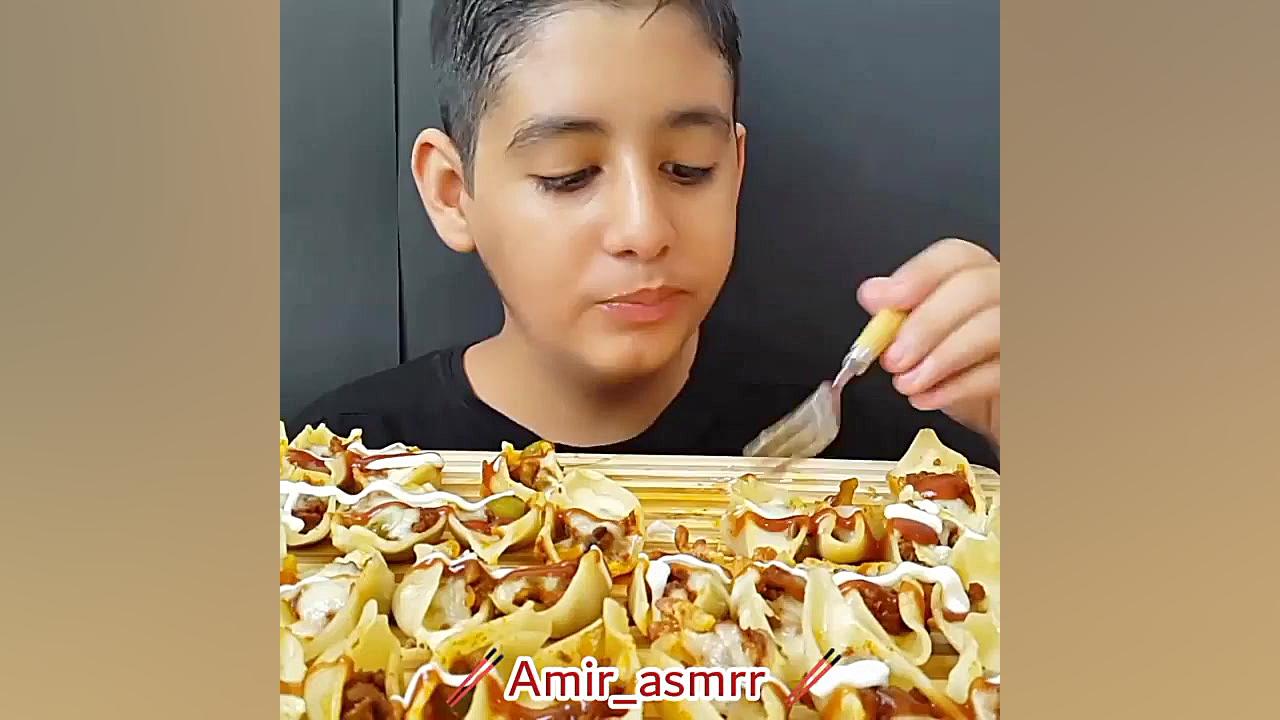 چالش غذاخوری موکبانگ ایرانی  ا...