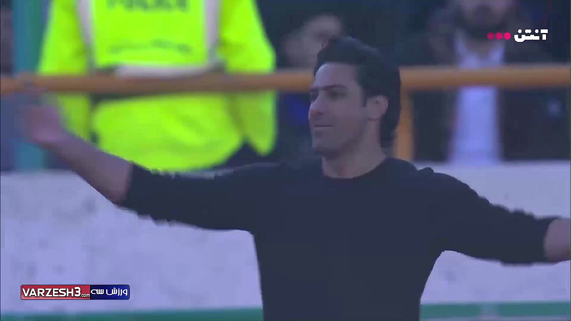 خلاصه بازی استقلال و پرسپولیس