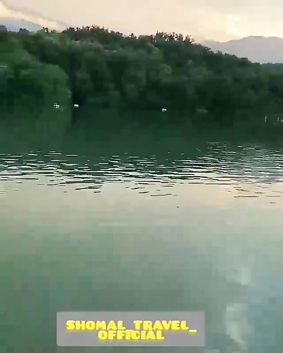 دریاچه الیمالات نور چمستان مما...