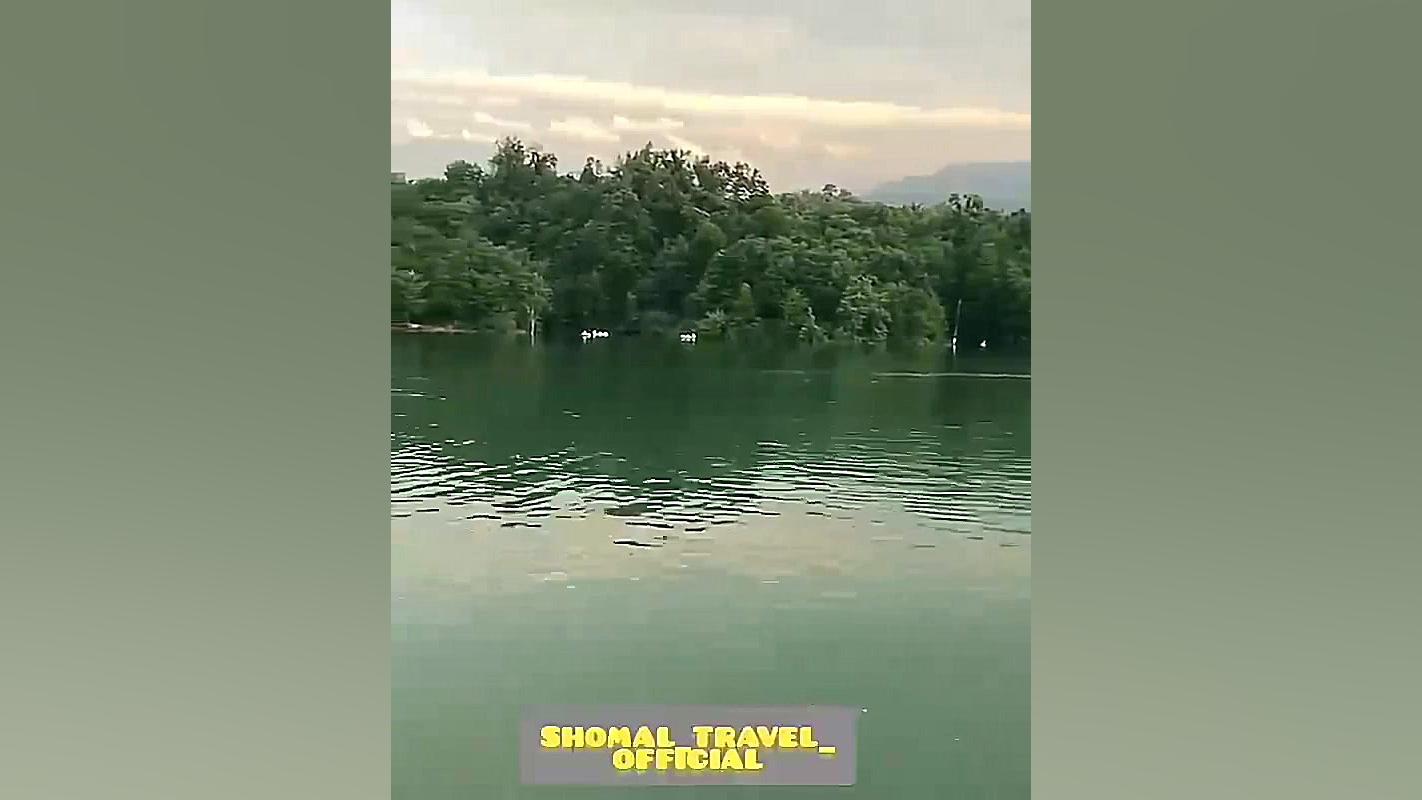 دریاچه الیمالات نور چمستان مما...