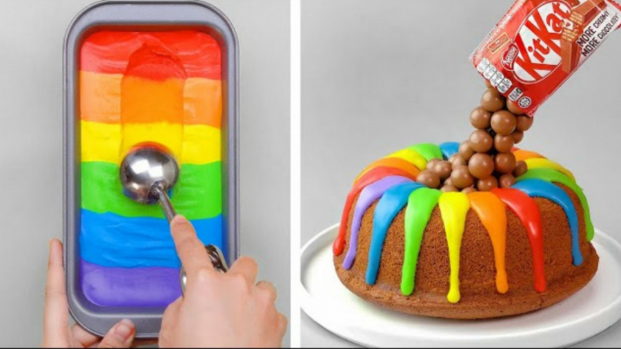 دستور پخت کیک های شکلاتی رنگین...